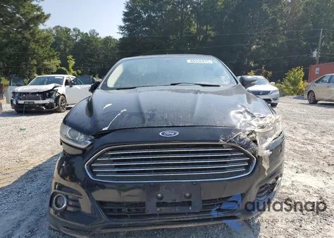 2016 Ford Fusion Titanium из США, поврежденный, VIN 3FA6P0D96GR265357